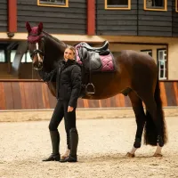 Oornetje_Zahra_Wine_red_5