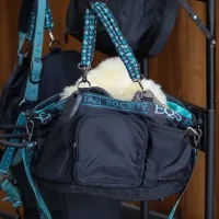 Poetstas_SU26_black_sand_1